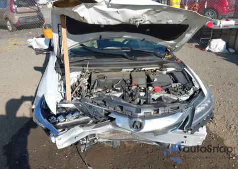 2018 Acura Ilx Premium Package/Technology Plus Package z USA, uszkodzony, nr VIN 19UDE2F70JA005456